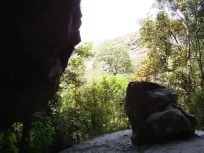 Gruta de Lourdes 06