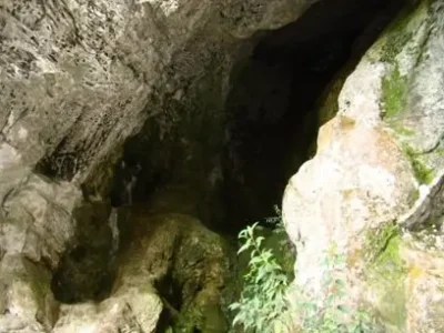 Gruta de Lourdes 07